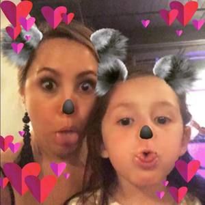 Meet your Posher, Dina